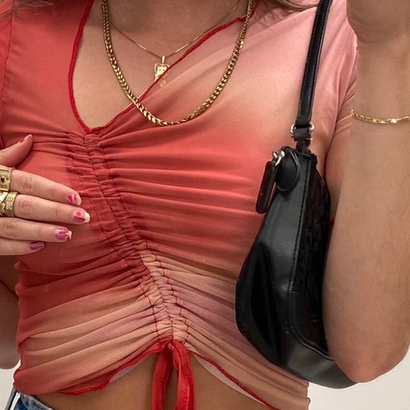 Red gradients see-through mesh up with tie detail - Picture 2 of 2